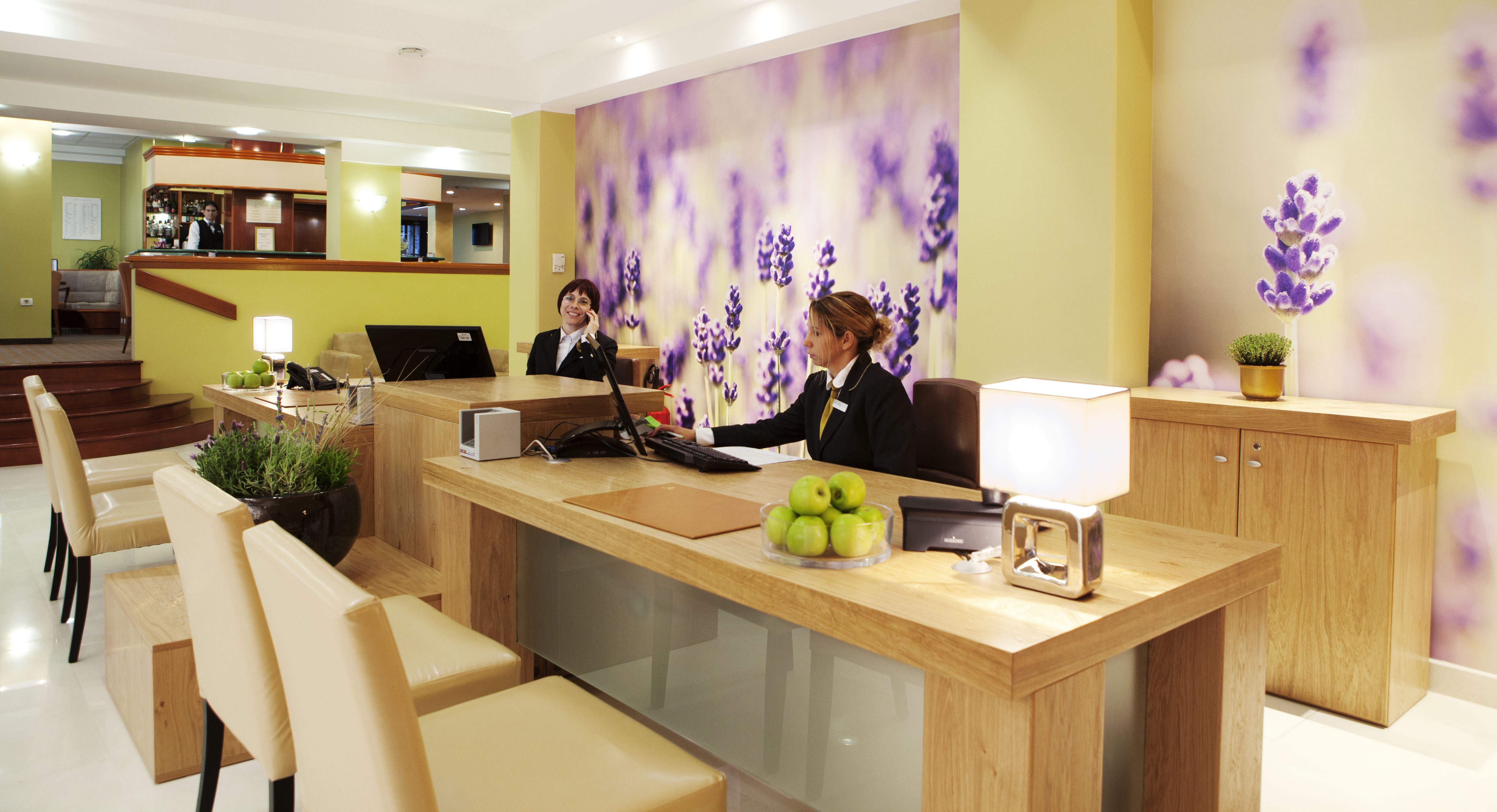 Wellness Hotel Apollo - Terme & Wellness Lifeclass Portoroz Exterior photo