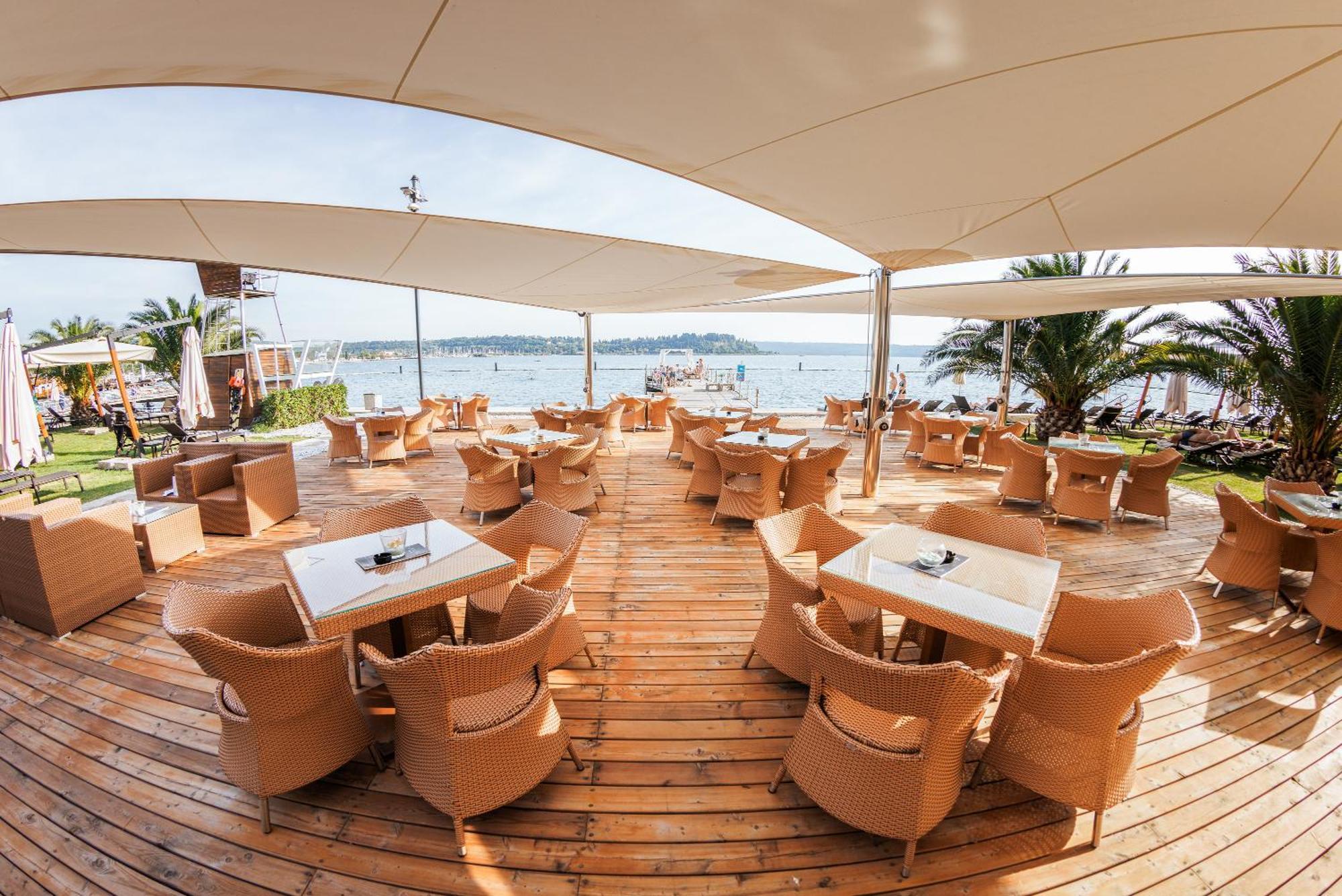 Wellness Hotel Apollo - Terme & Wellness Lifeclass Portoroz Exterior photo
