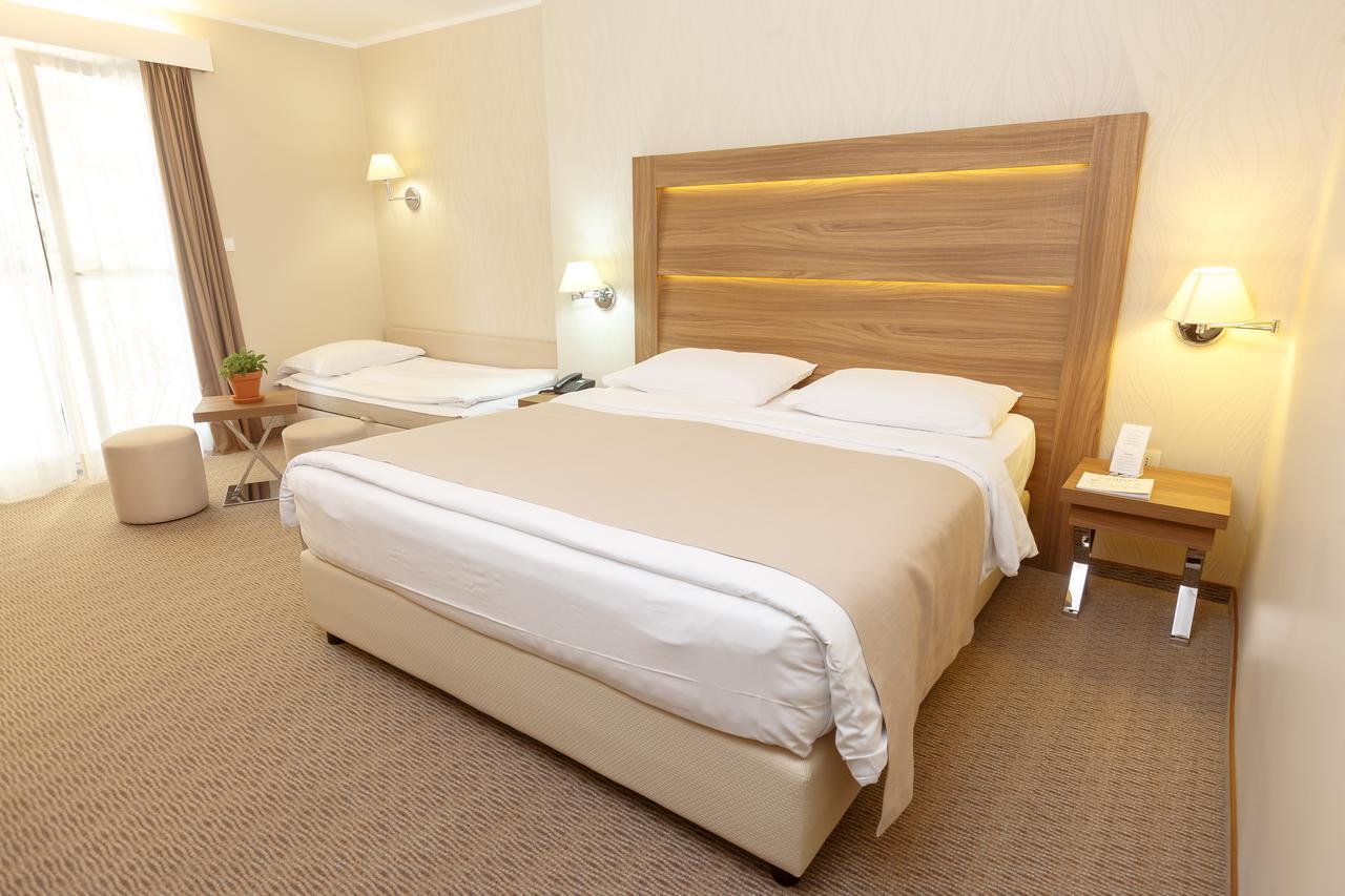 Wellness Hotel Apollo - Terme & Wellness Lifeclass Portoroz Exterior photo