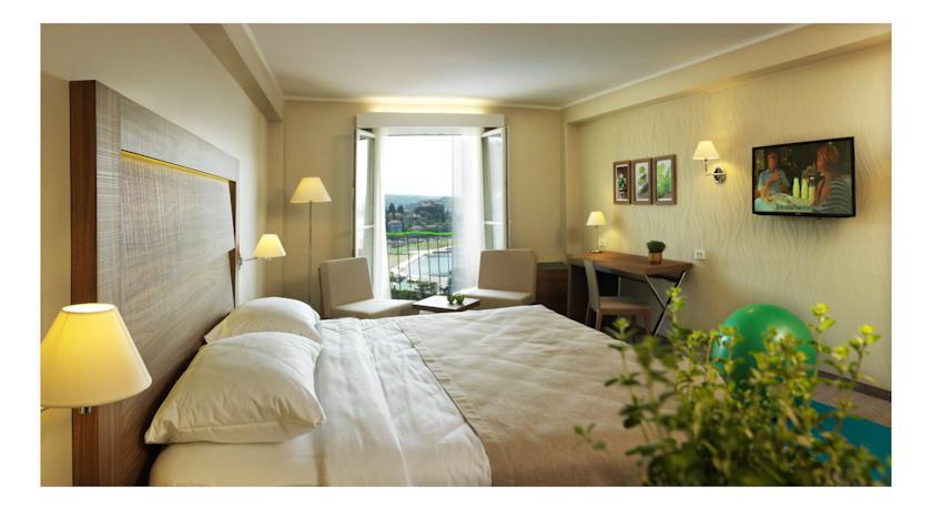 Wellness Hotel Apollo - Terme & Wellness Lifeclass Portoroz Room photo